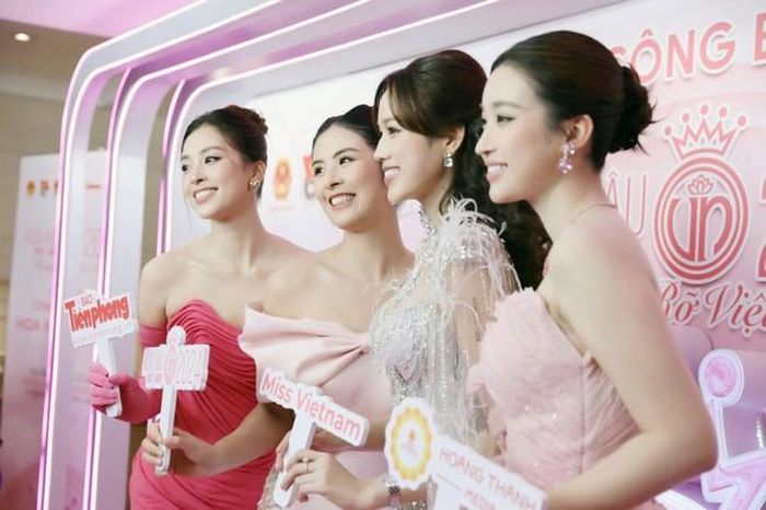 Dàn Hoa hậu Việt tham dự sự kiện. Ảnh: BTC