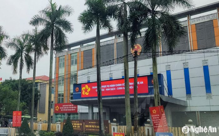 Trung tâm Phục vụ hành chính công tỉnh Nghệ An tại số 16, phường Trường Thi, thành phố Vinh. Ảnh: Thành Duy
