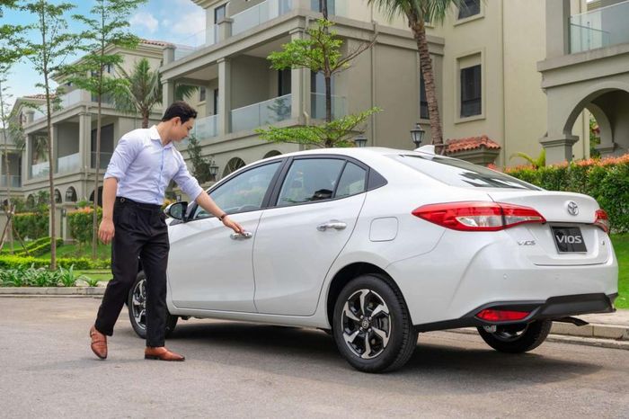 Khách hàng hài lòng với các tính năng an toàn trên Vios
