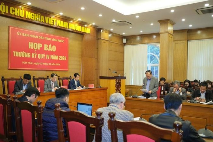 Ông Phạm Quang Thắng, Phó Giám đốc Sở Kế hoạch và Đầu tư thông tin về tình hình phát triển kinh tế - xã hội năm 2024