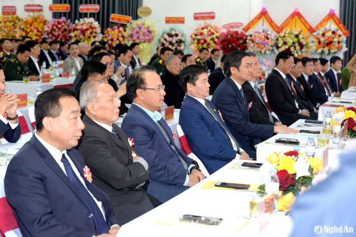 Các đại biểu tham dự buổi lễ. Ảnh: Xuân Hoàng