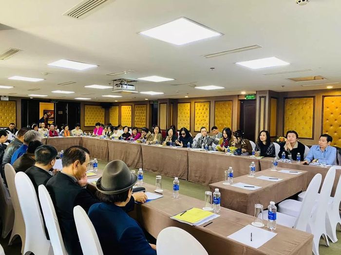 Toàn cảnh buổi tọa đàm được tổ chức ngày 28/12. (Ảnh: Hiền Hòa)