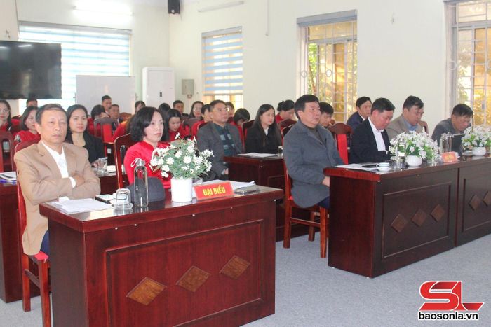Các đại biểu tham dự hội nghị