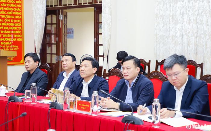 Các đồng chí lãnh đạo Ban Nội chính Tỉnh ủy tham dư hội nghị. Ảnh: Phạm Bằng
