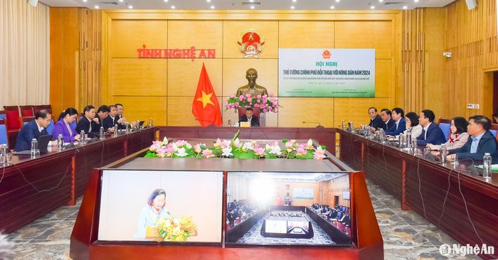 Quang cảnh điểm cầu Nghệ An. Ảnh: T.L
