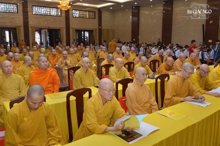 Chư tôn đức tham dự
