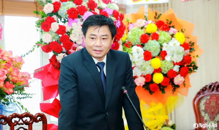 Đồng chí Hồ Lê Ngọc - Ủy viên Ban Thường vụ Tỉnh ủy, Trưởng ban Nội chính Tỉnh ủy phát biểu trân trọng cảm ơn tình cảm, sự quan tâm của Thường trực, Ban Thường vụ Tỉnh ủy và các ban Đảng Tỉnh ủy. Ảnh: Thành Duy