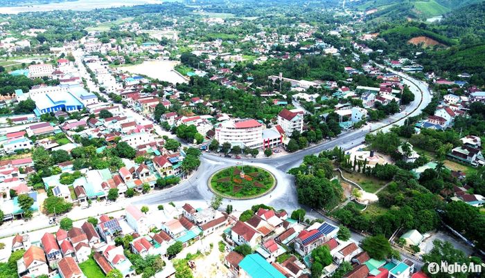 Thị trấn huyện lỵ Tân Kỳ. Ảnh: Xuân Hoàng