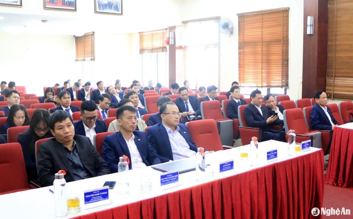Toàn cảnh hội nghị. Ảnh: Tiến Đông