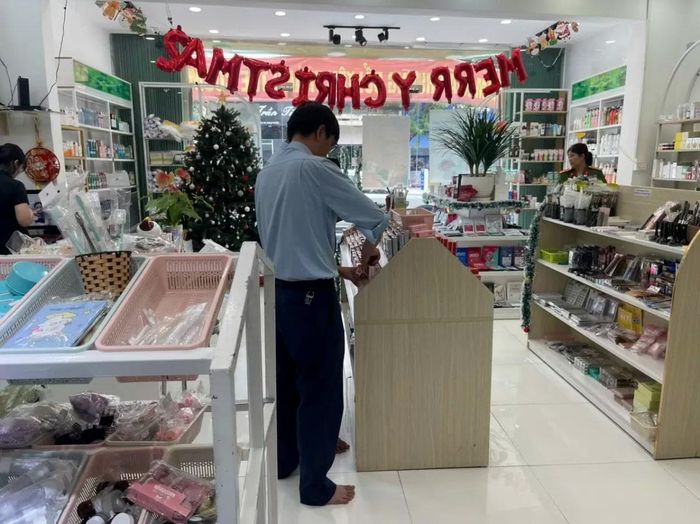 Cục Quản lý thị trường Bình Thuận tăng cường kiểm tra, kiểm soát thị trường trên địa bàn dịp trước, trong, sau tết Nguyên đán Át Tỵ 2025. Ảnh: Cục QLTT Bình Thuận