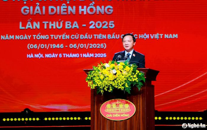 Đồng chí Nguyễn Khắc Định - Ủy viên Ban Chấp hành Trung ương Đảng, Phó Chủ tịch Quốc hội, Trưởng Ban Chỉ đạo Giải Diên Hồng phát động Giải Diên Hồng lần thứ tư - 2026. Ảnh: Nhật Lệ