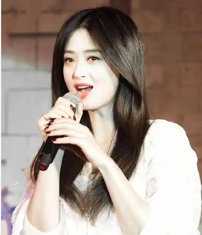 Tưởng Hân