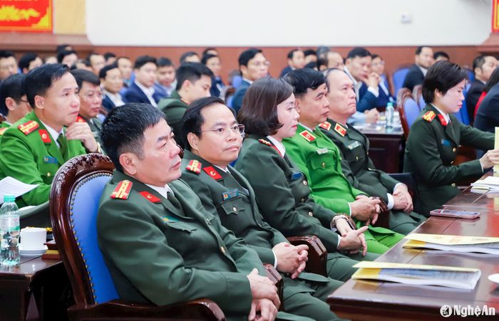 Lãnh đạo các đơn vị của Bộ Công an tham dự hội nghị. Ảnh: Phạm Bằng