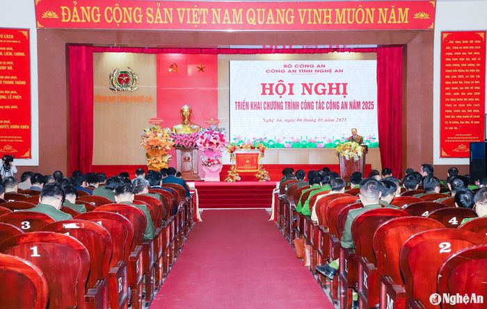 Toàn cảnh hội nghị triển khai chương trình công tác công an năm 2025. Ảnh: Phạm Bằng