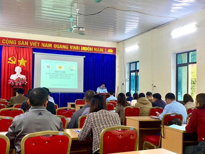  Cục QLTT tỉnh Bắc Kạn tổ chức Hội nghị tuyên truyền, phổ biến pháp luật trong hoạt động kinh doanh xăng dầu và khí năm 2024 