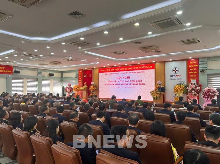 Hội nghị tổng kết công tác năm 2024 và triển khai nhiệm vụ năm 2025 của Tổng Công ty Truyền tải điện Quốc gia. Ảnh: Mai Phương/BNEWS/TTXVN
