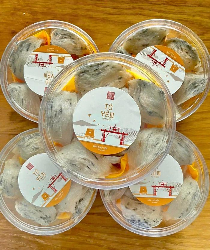  HTX Phố Yến đã có 2 sản phẩm được công nhận đạt OCOP 3 sao, gồm Tổ yến thô Ricky Fams và yến sào thượng hạng Ricky Fams. Ảnh: Lê Nam 