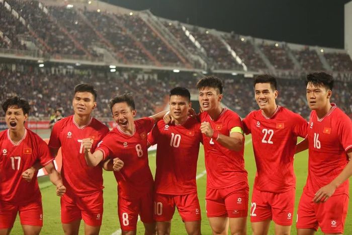 Việt Nam là đội Đông Nam Á đầu tiên thắng Thái Lan ở cả hai lượt trận chung kết AFF Cup. Ảnh Hoàng Linh