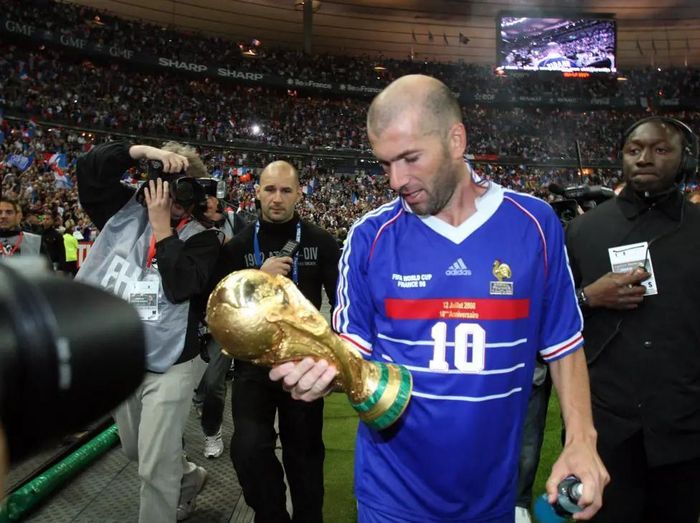 Zidane được đánh giá là ứng cử viên phù hợp nhất cho ghế nóng của ĐT Pháp vào lúc này.
