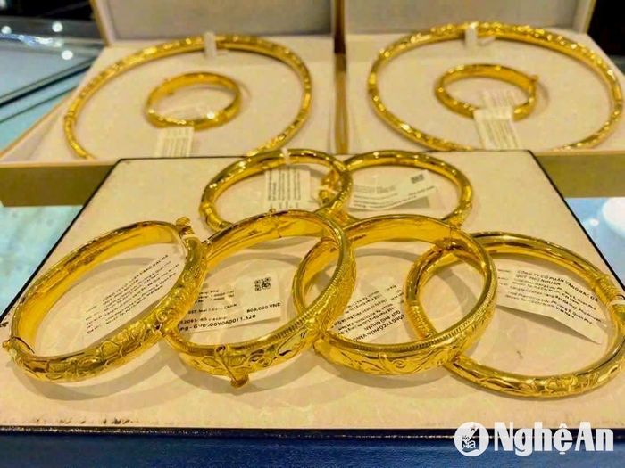 Theo dự báo, giá vàng năm 2025 sẽ tiếp tục tăng. Ảnh: T.P