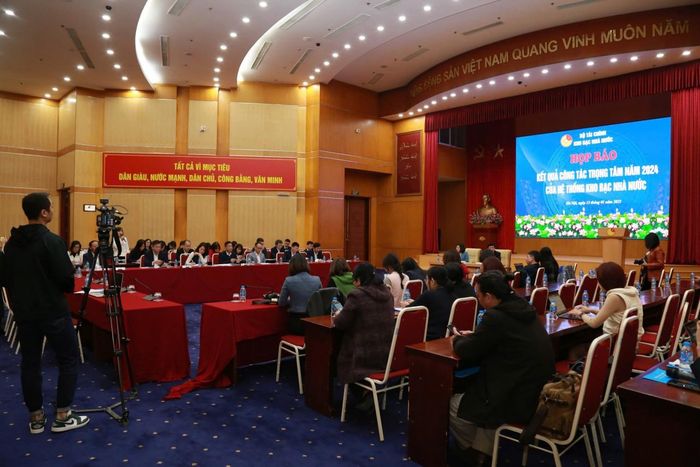 Toàn cảnh buổi họp báo. Ảnh: H.T
