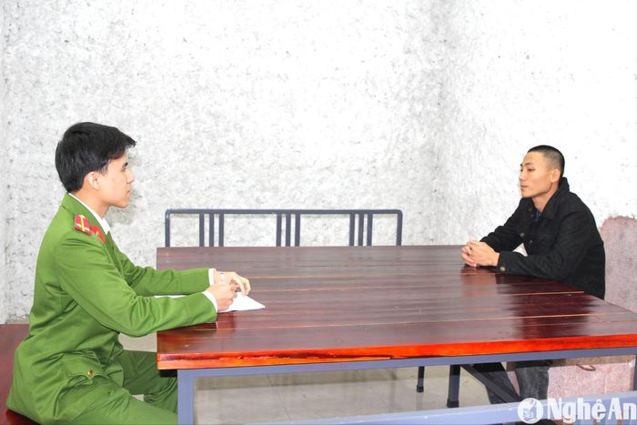 Đối tượng Lê Văn Ngọ tại Cơ quan Công an. Ảnh: Cao Loan