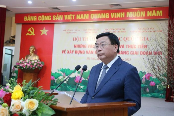 Ông Nguyễn Xuân Thắng, Ủy viên Bộ Chính trị, Giám đốc Học viện Chính trị quốc gia Hồ Chí Minh.