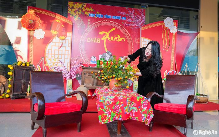 Những không gian check-in bắt mắt, tràn đầy hương Xuân, vị Tết ở Thư viện. Ảnh: Minh Quân