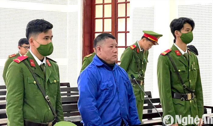 Bị cáo Xồng Bá Xuân lĩnh 20 năm tù vì vận chuyển thuê ma túy để lấy 1 triệu đồng. Ảnh tư liệu: Quỳnh An