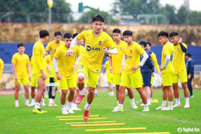 Các cầu thủ Sông Lam Nghệ An sẽ được nhận thưởng Tết. Ảnh tư liệu