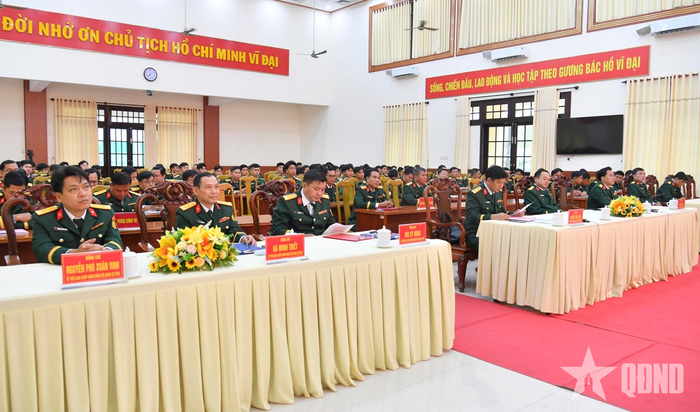 Các đại biểu tham dự buổi tuyên truyền. 