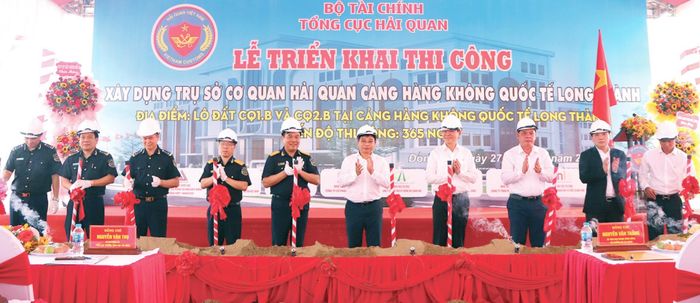 Sáng 27-12-2024, Tổng cục Hải quan tổ chức Lễ Triển khai thi công trụ sở cơ quan hải quan Cảng hàng không quốc tế Long Thành.