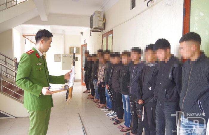 Công an TP. Thái Nguyên xử lý các đối tượng gây rối trật tự công cộng.
