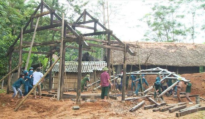 Công tác xóa nhà tạm, nhà dột nát thời gian qua đã trở thành phong trào toàn diện, được coi là điểm sáng trong giảm nghèo bền vững