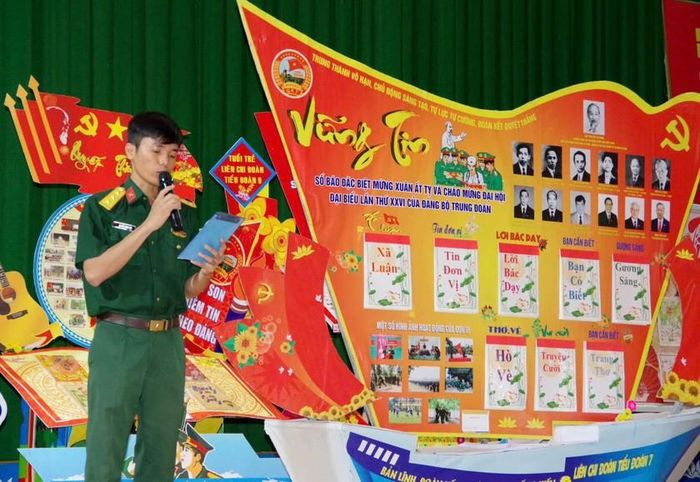 Phần thi bình báo liếp của Liên chi đoàn Tiểu đoàn 7 (Trung đoàn 31, Sư đoàn 309).