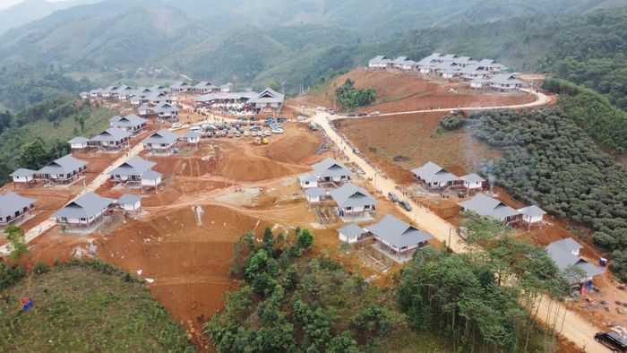Hình ảnh những ngôi nhà khang trang cho người dân đón Tết. Ảnh: TL.