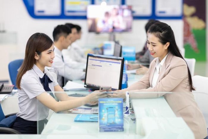 Các nhà mạng sẽ hỗ trợ khách hàng 24/7 trong dịp Tết Nguyên đán. Ảnh minh họa