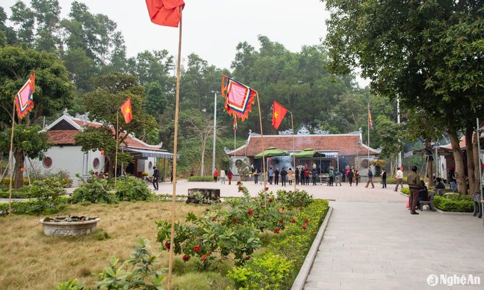 Quang cảnh đền Quả Sơn sau Tết nguyên đán Ất Tỵ 2025. Ảnh: Minh Quân