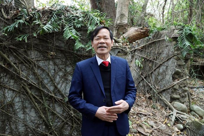 Chủ tịch UBND huyện Hoàng Văn Sinh nêu, địa phương xác định đầu tư cho văn hóa là nền tảng tinh thần vững chắc của xã hội, kêu gọi xã hội hóa trùng tu xây dựng, khôi phục Lễ hội đình Đồng Đình.