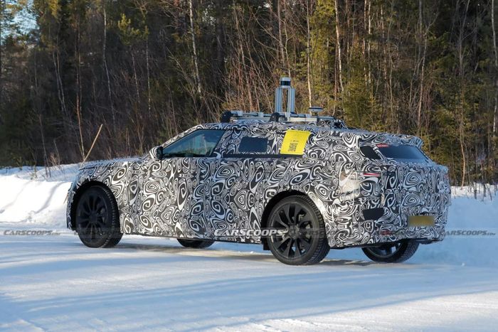  Khi được ra mắt, Range Rover Velar EV sẽ cạnh tranh trực tiếp với Porsche Macan Electric. Tại Việt Nam, Macan Electric được phân phối chính hãng với 4 phiên bản là tiêu chuẩn, 4, 4S và Turbo. Giá khởi điểm của mẫu SUV nhà Porsche dao động 3,48-5,86 tỷ đồng. 