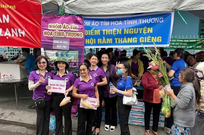  Đến với lễ hội Rằm tháng Giêng tại TP. Thủ Dầu Một, người dân và du khách sẽ được tham dự lễ hội miễn phí 