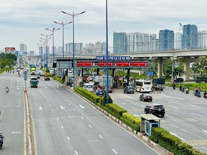 Việc phát triển hạ tầng giao thông được TP Hồ Chí Minh đẩy nhanh tiến độ trong năm 2025.