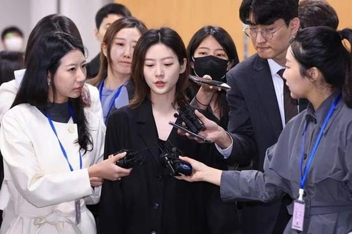 Kim Sae Ron trong ngày hầu tòa