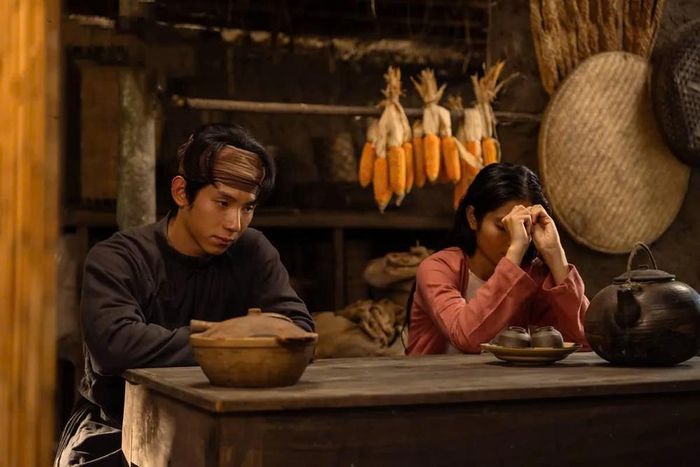 Phú Thịnh bị chê diễn xuất “đơ cứng”