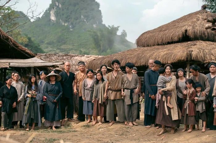 Phiên chợ quê được tái hiện trong “Đèn âm hồn”