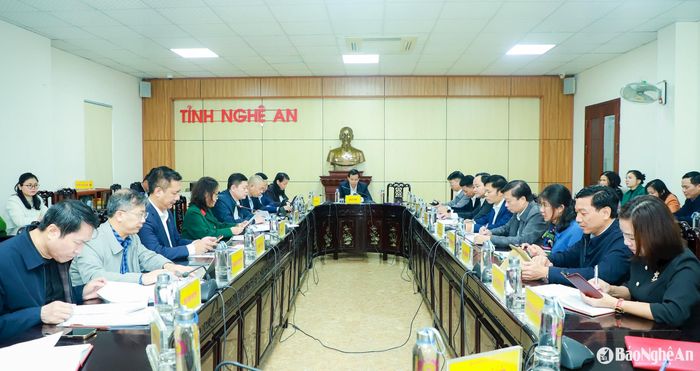 Quang cảnh phiên tiếp công dân định kỳ tháng 2/2025 của Chủ tịch UBND tỉnh Nghệ An Lê Hồng Vinh. Ảnh: Thành Duy