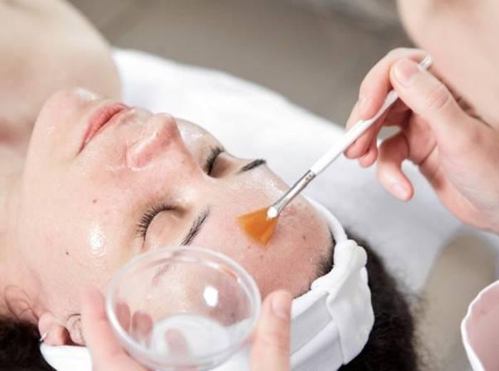 Để peel da an toàn hiệu quả, cần thực hiện các bước đầy đủ và đúng theo hướng dẫn.