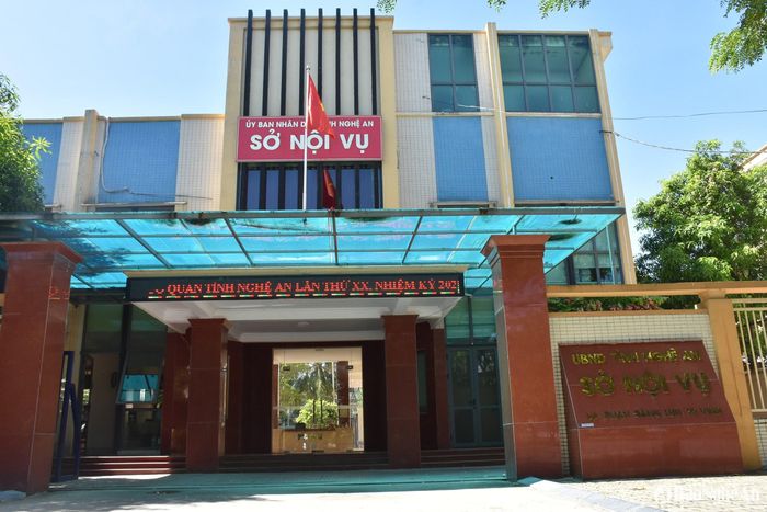 Sở Nội vụ Nghệ An hướng dẫn quy trình thực hiện chế độ nghỉ hưu trước tuổi, nghỉ thôi việc khi sắp xếp tổ chức bộ máy. Ảnh tư liệu: Thanh Lê