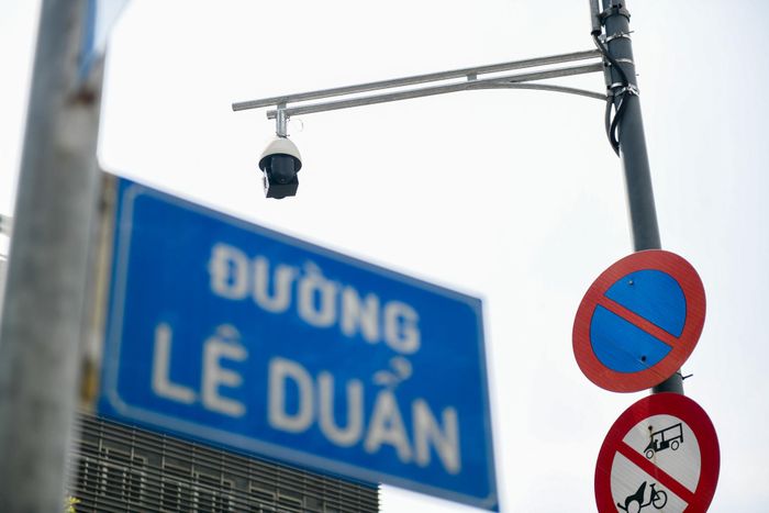 Đường Lê Duẩn (quận 1) dài khoảng 2 km nhưng có 8 nút giao lớn nhỏ, tất cả đều được lắp camera theo dõi phạt nguội. 
