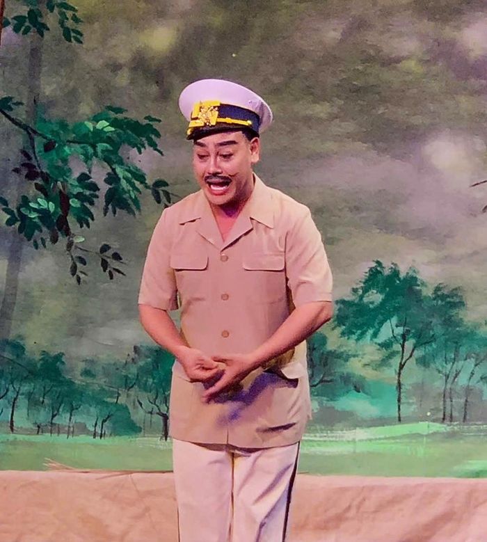 Minh Dũng thế vai Ba Hòm của Đại Nghĩa trong vở “Má ơi, Út dìa!”